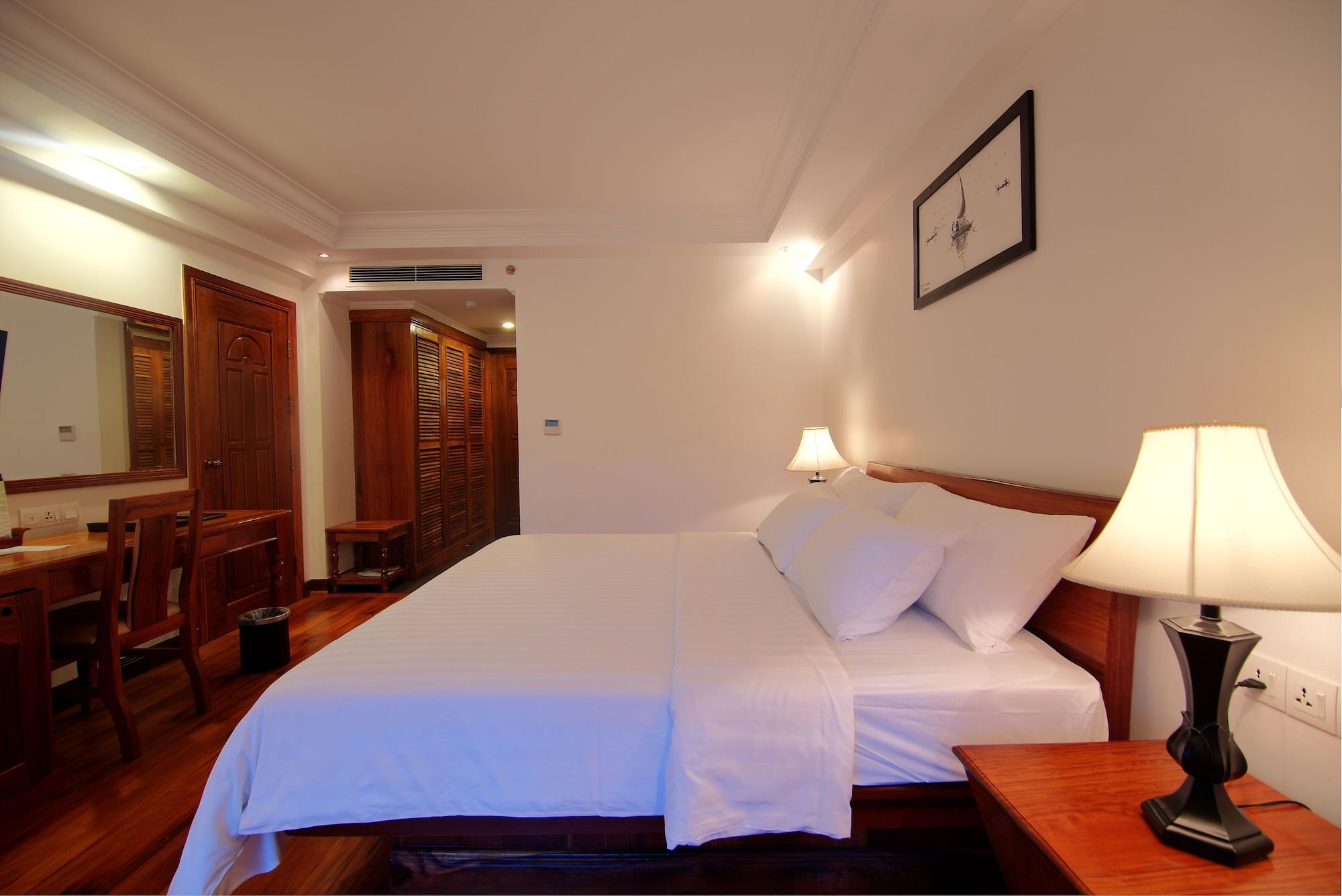 Somadevi Angkor Premium Hotel Siem Reap Exterior foto