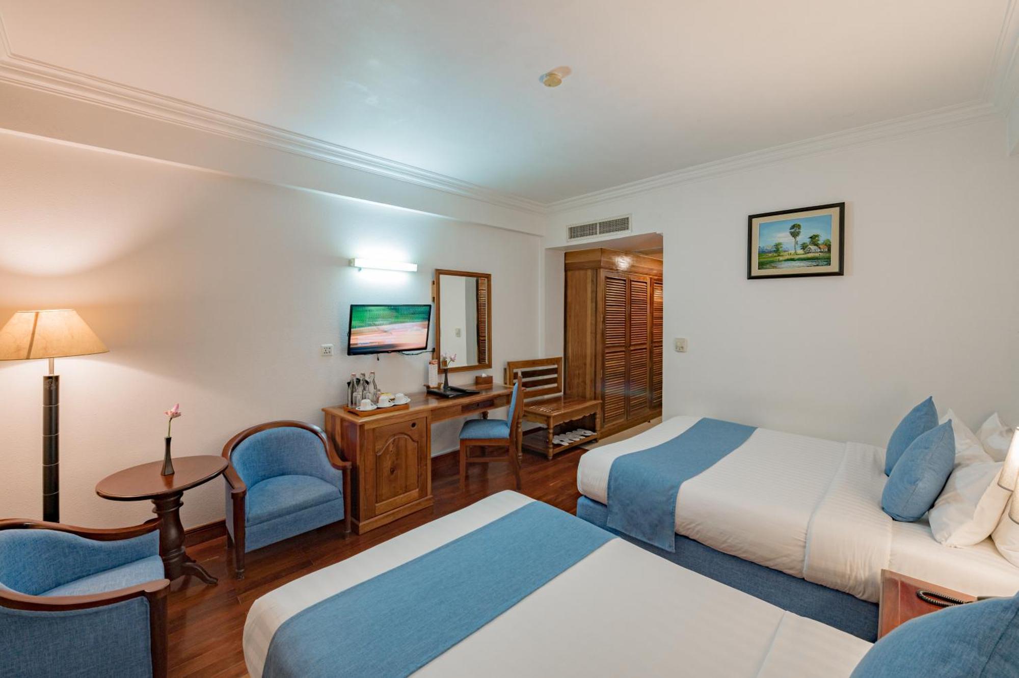 Somadevi Angkor Premium Hotel Siem Reap Exterior foto