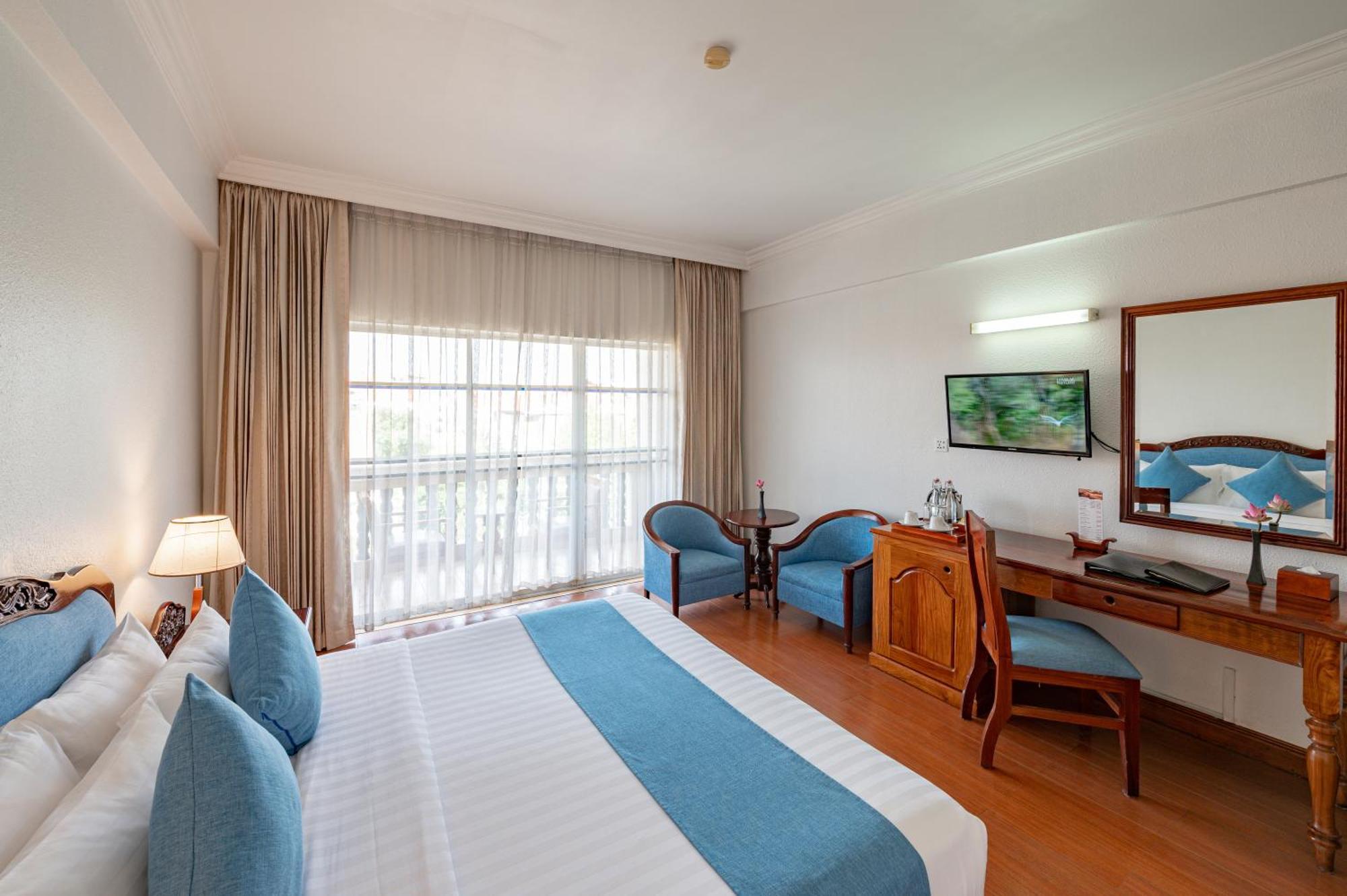 Somadevi Angkor Premium Hotel Siem Reap Exterior foto