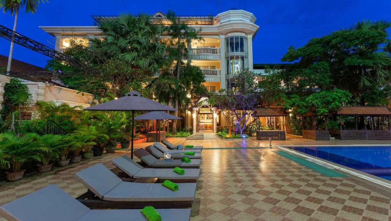 Somadevi Angkor Premium Hotel Siem Reap Exterior foto