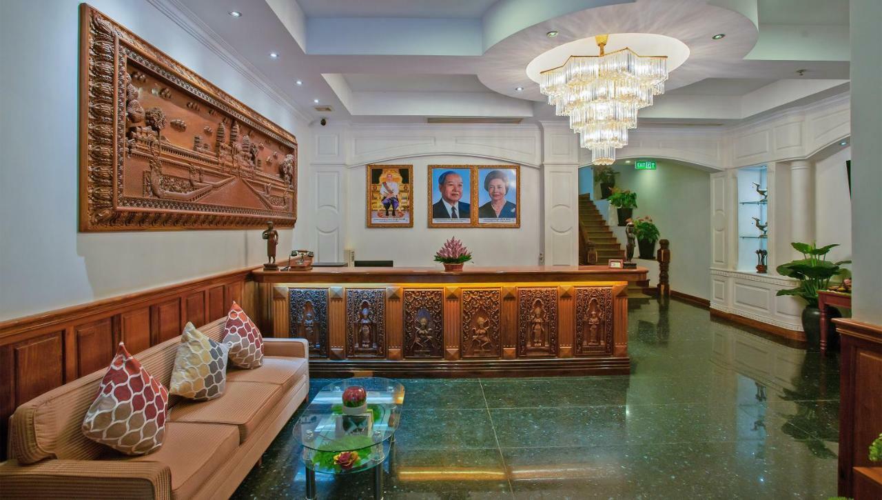 Somadevi Angkor Premium Hotel Siem Reap Exterior foto