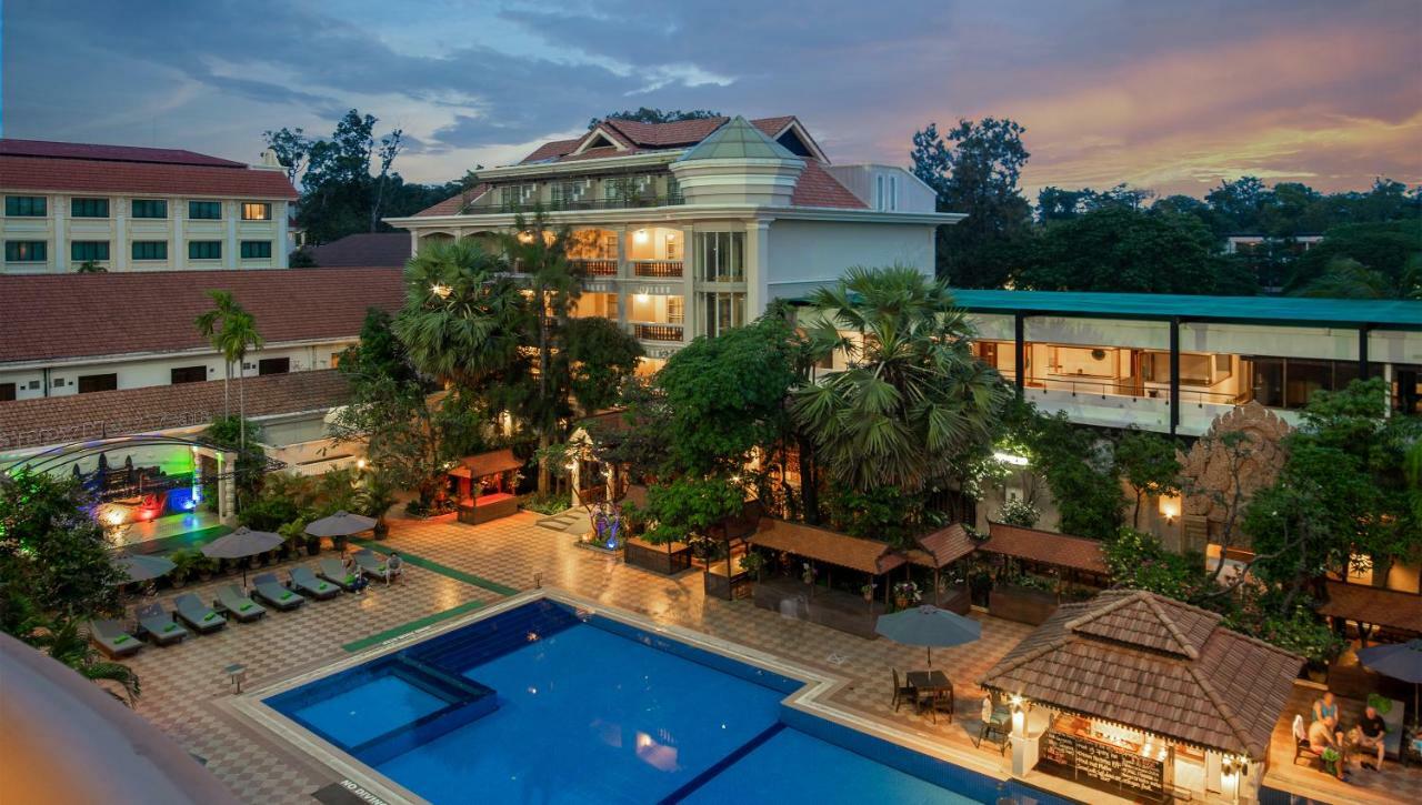 Somadevi Angkor Premium Hotel Siem Reap Exterior foto
